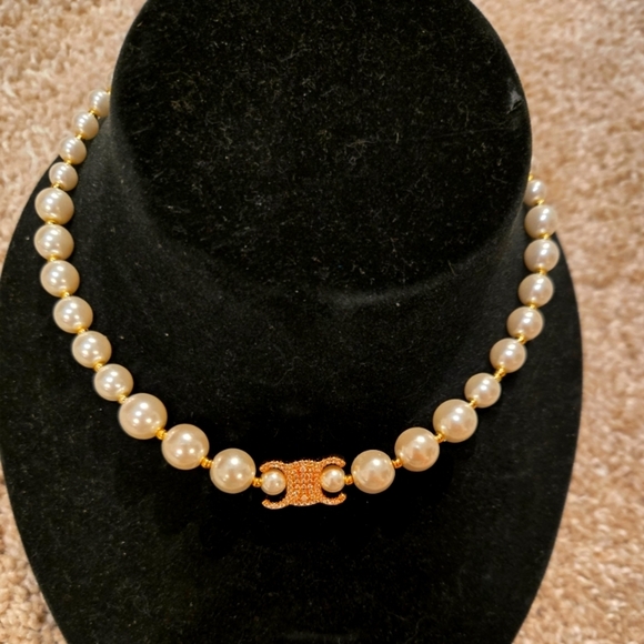 Celine pearl necklace - Picture 1 of 8